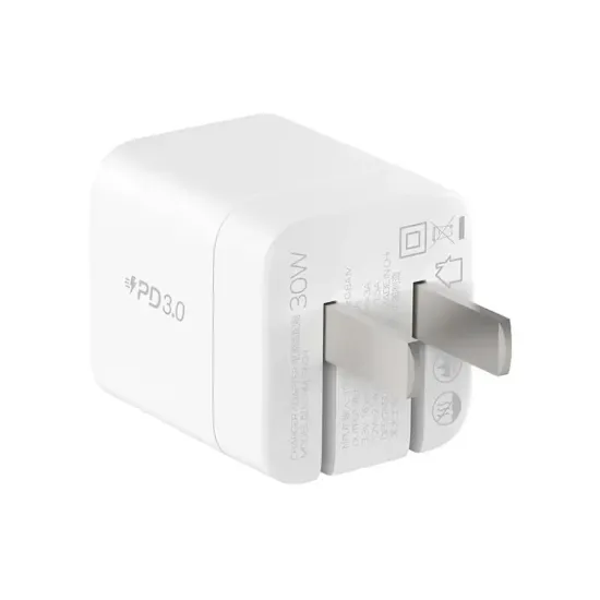 Momax UM26CN 30W USB-C GaN Fast Charger